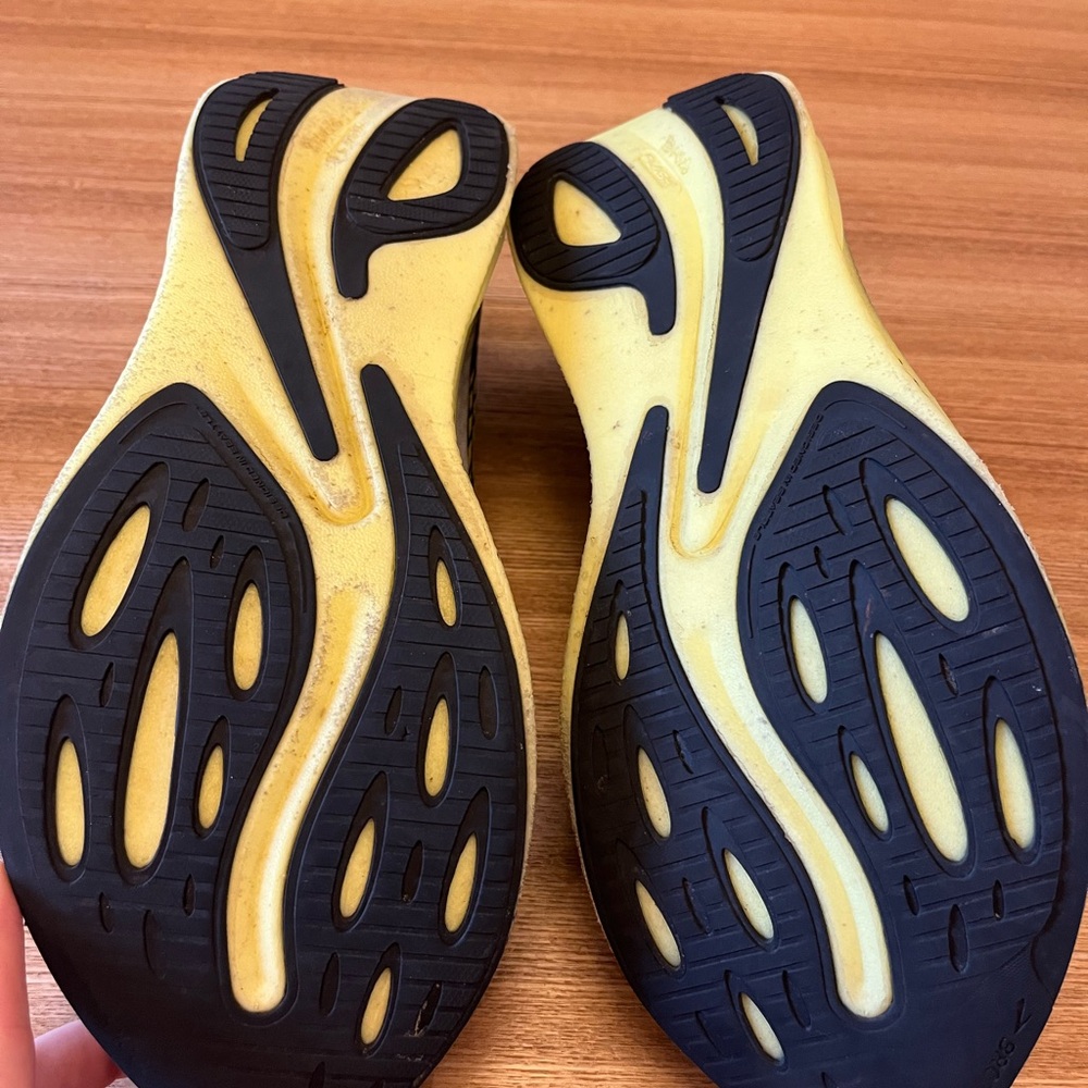 Brooks Men's Hyperion Max Running  Shoe - Picture 5 of 7